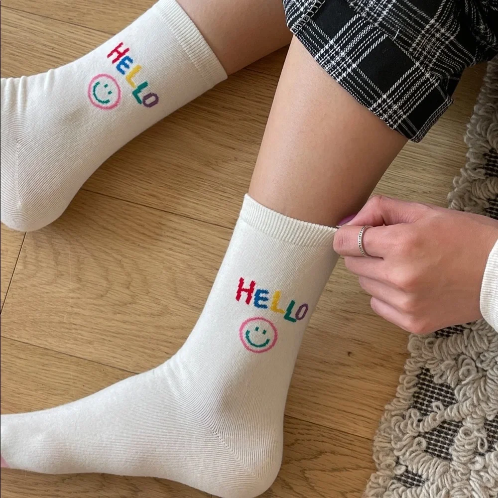 Hello Smiley Socks - Picture 2 of 12